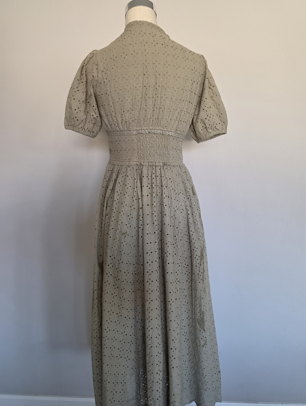 Cotton Eyelet Button Down Dress Olive Green - Picture 13 of 17
